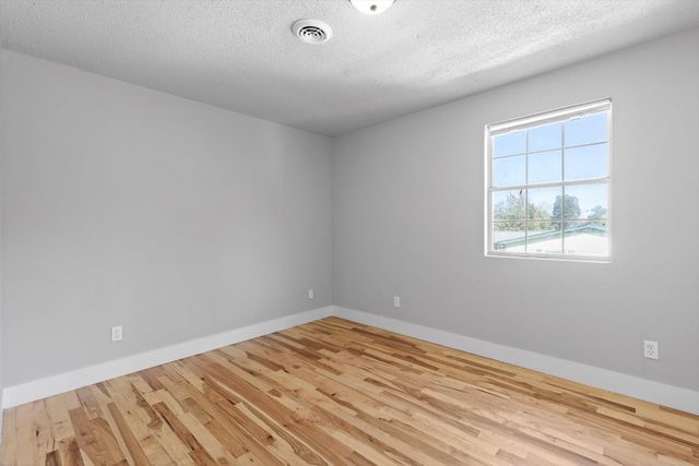 200 S Aster Avenue 2, Chattanooga, TN 37419