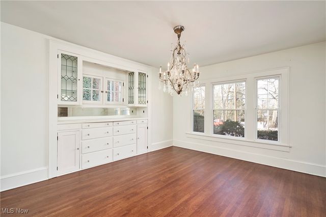 141 Storer Avenue, Akron, OH 44302