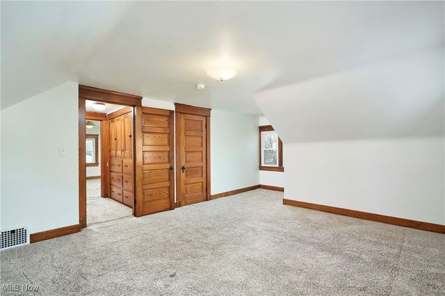 141 Storer Avenue, Akron, OH 44302