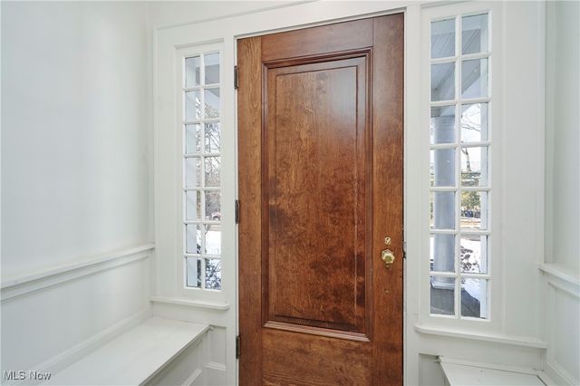 141 Storer Avenue, Akron, OH 44302