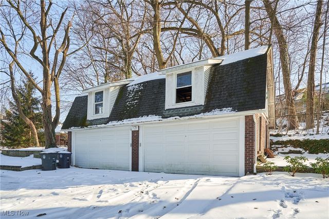 141 Storer Avenue, Akron, OH 44302