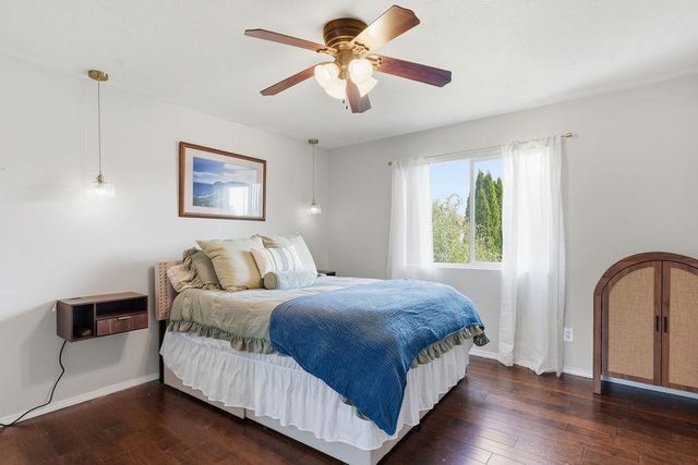 8708 N WARREN St, Spokane, WA 99208