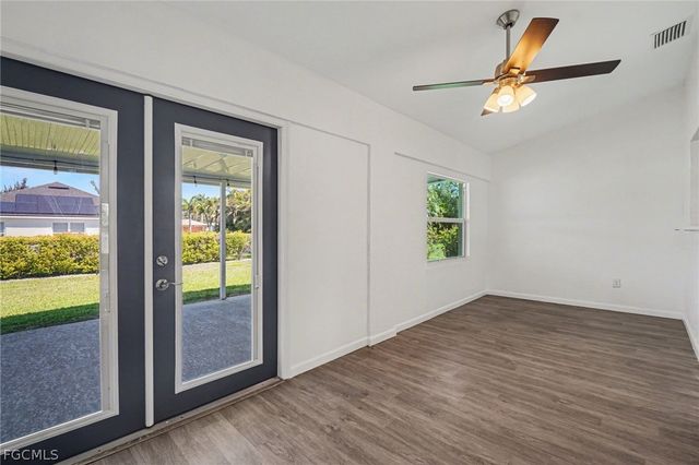 1905 SW 11th ST, Cape Coral, FL 33991