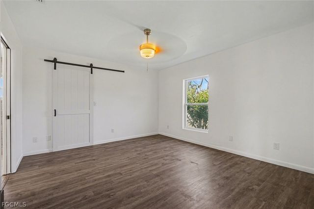 1905 SW 11th ST, Cape Coral, FL 33991