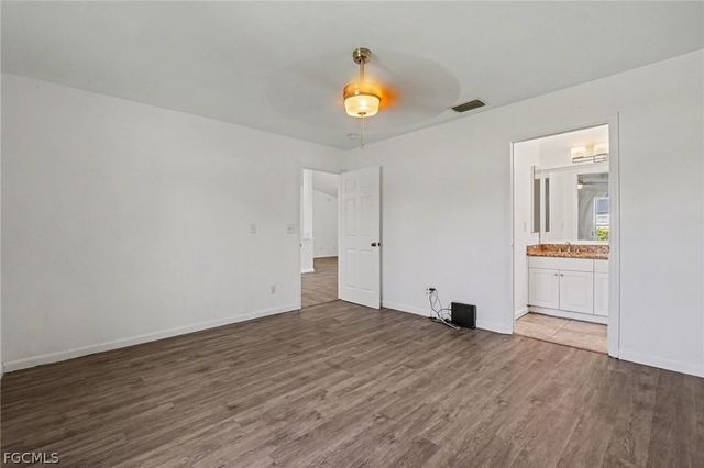 1905 SW 11th ST, Cape Coral, FL 33991