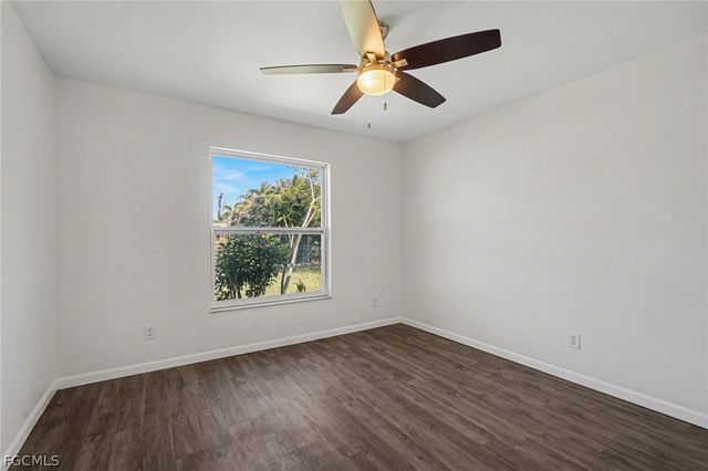 1905 SW 11th ST, Cape Coral, FL 33991