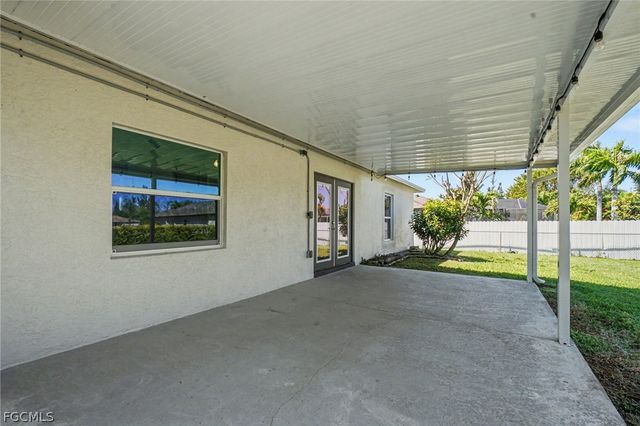 1905 SW 11th ST, Cape Coral, FL 33991