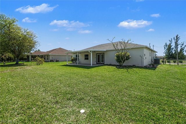 1905 SW 11th ST, Cape Coral, FL 33991