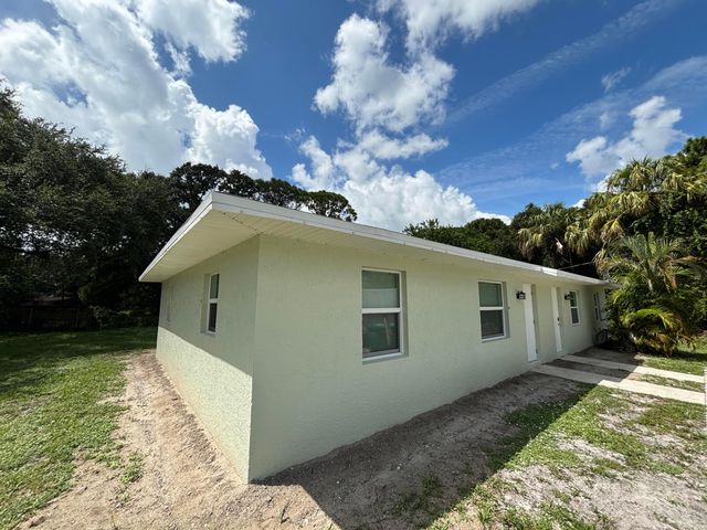 2147 Sibley, Fort Pierce, FL 34982