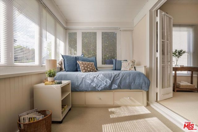 2315 Cove Avenue, Los Angeles, CA 90039