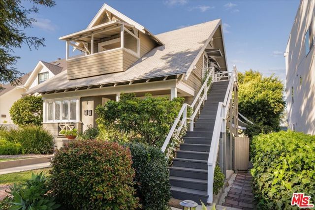 2315 Cove Avenue, Los Angeles, CA 90039