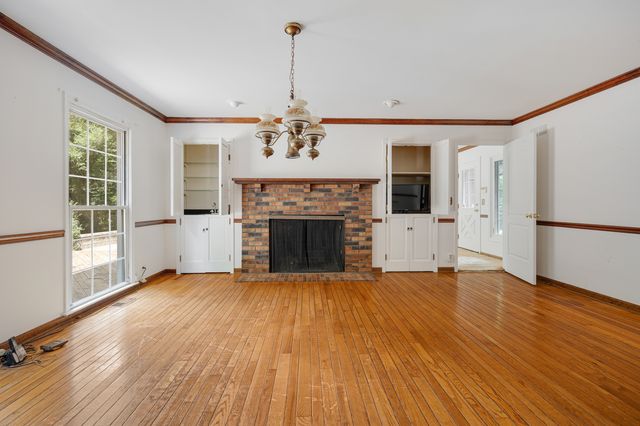 34W398 Country Club Road, Wayne, IL 60184