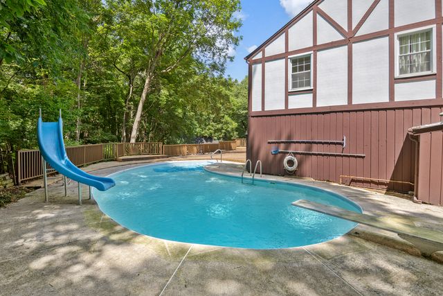 34W398 Country Club Road, Wayne, IL 60184