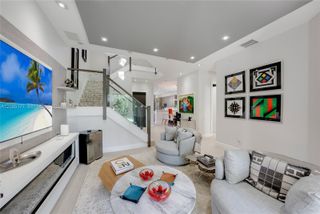 1366 W Harbor View W, Hollywood, FL 33019