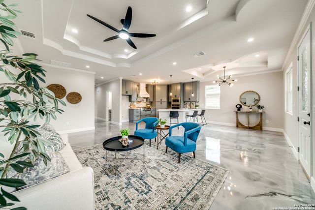 218 Shenandoah, San Antonio, TX 78210