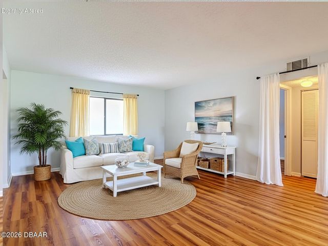 275 Indigo Dr Unit 105, Daytona Beach, FL 32114