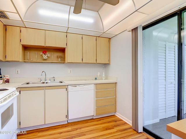 275 Indigo Dr Unit 105, Daytona Beach, FL 32114