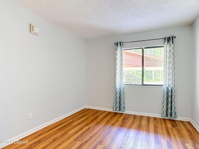 275 Indigo Dr Unit 105, Daytona Beach, FL 32114
