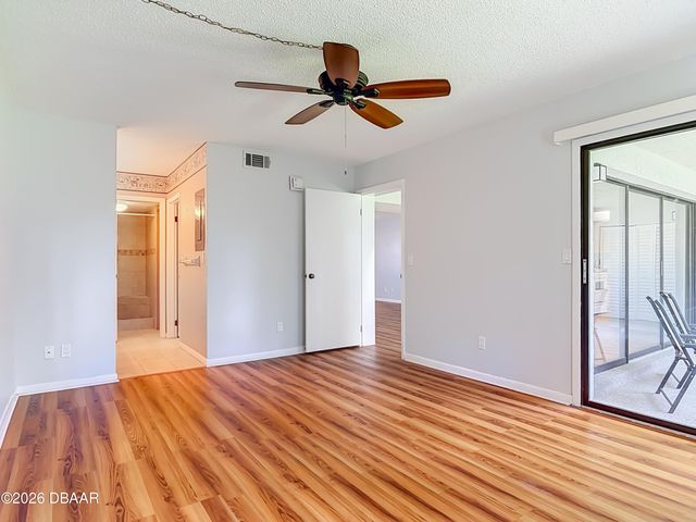 275 Indigo Dr Unit 105, Daytona Beach, FL 32114