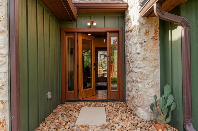 122 Mokolii CT, Bastrop, TX 78602