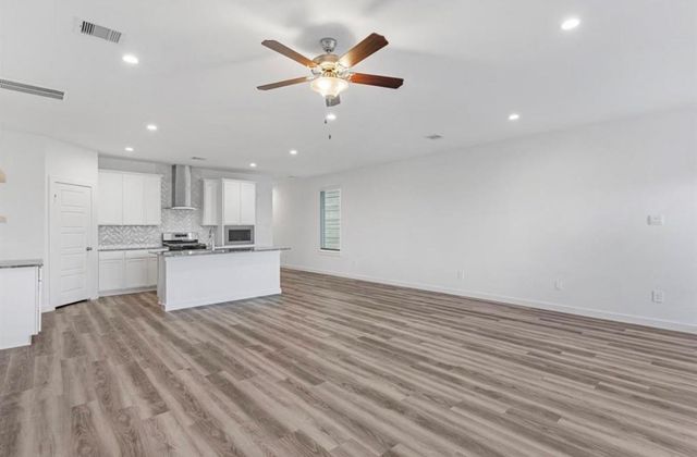 13436 Sombrero Cay Drive, Houston, TX 77047