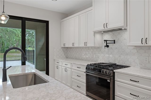 64 W Keller Street, Hernando, FL 34442