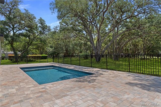 64 W Keller Street, Hernando, FL 34442