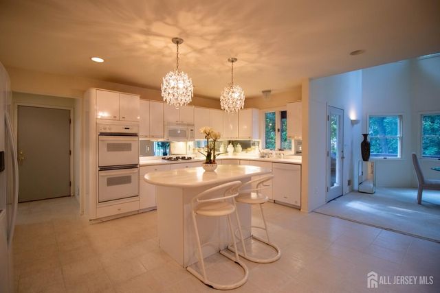 3 Polonia Court, Monroe, NJ 08831