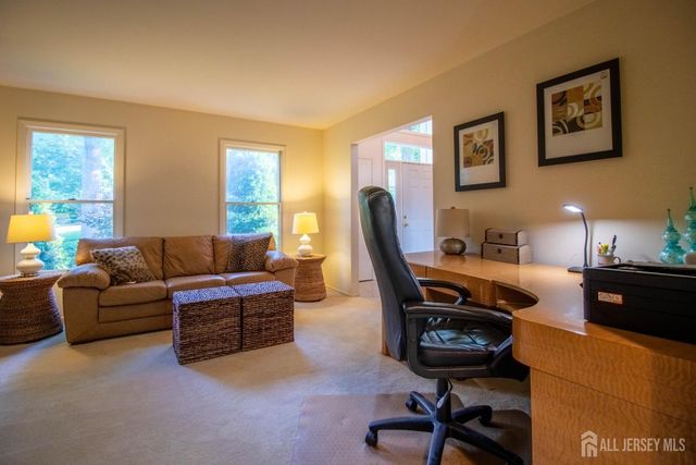 3 Polonia Court, Monroe, NJ 08831