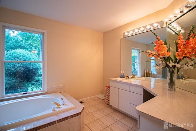 3 Polonia Court, Monroe, NJ 08831
