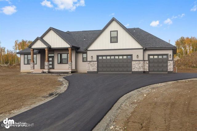 2111 W Cameron Drive, Wasilla, AK 99654