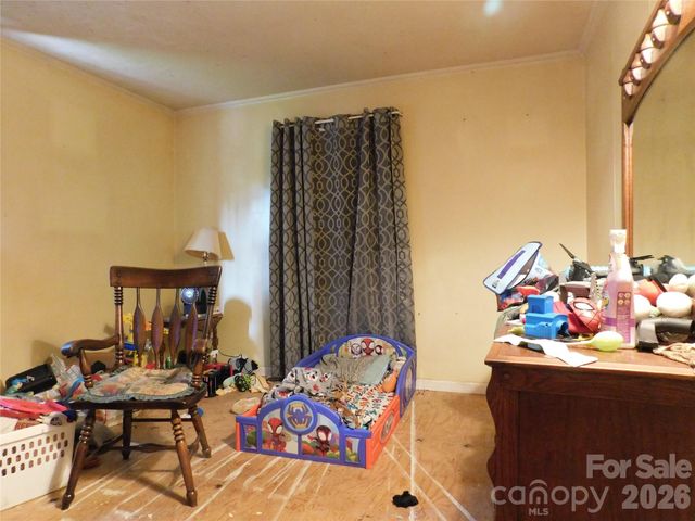 102 Jeff Street, Hendersonville, NC 28739