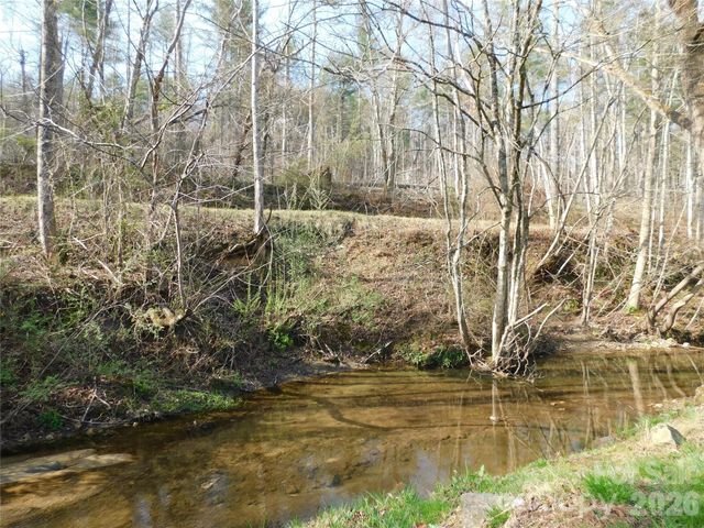 102 Jeff Street, Hendersonville, NC 28739