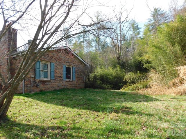102 Jeff Street, Hendersonville, NC 28739