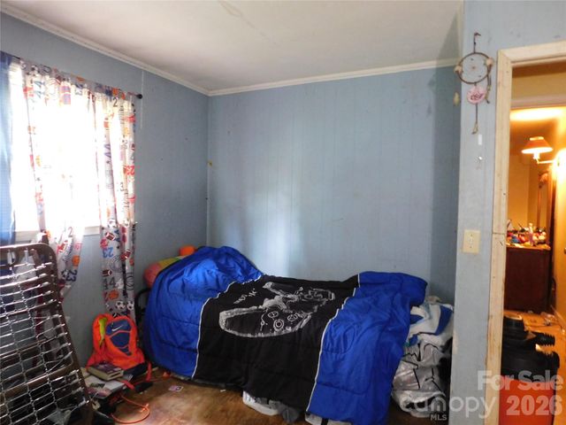 102 Jeff Street, Hendersonville, NC 28739