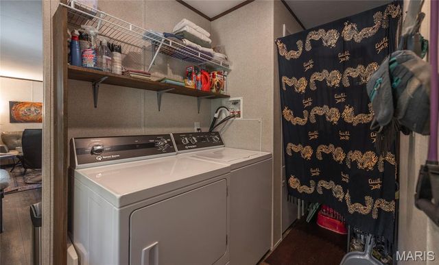 11726 Highwy K, Jadwin, MO 65501