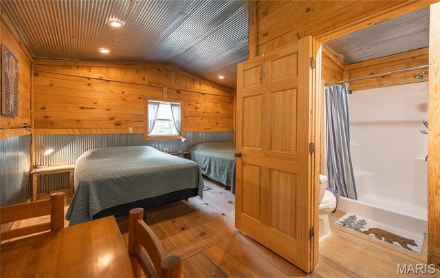 11726 Highwy K, Jadwin, MO 65501