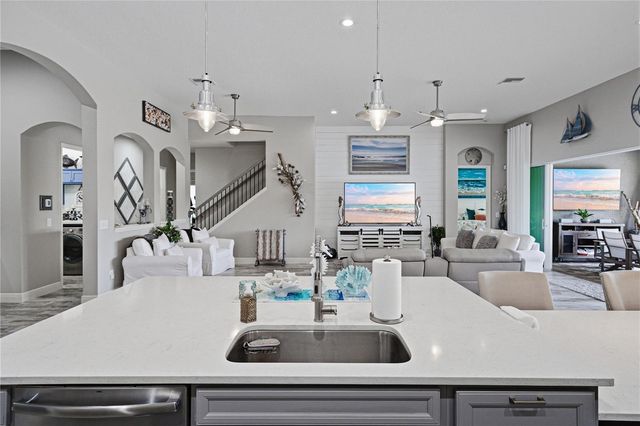 6916 EBB TIDE AVENUE, Apollo Beach, FL 33572