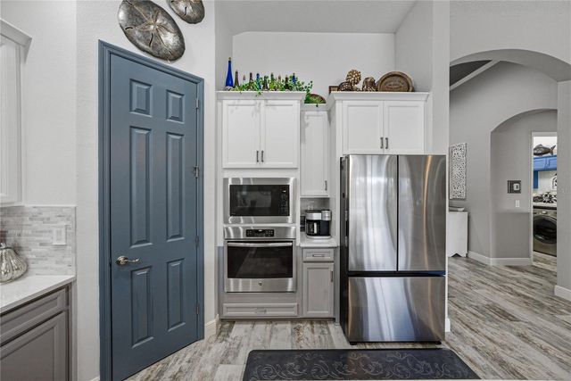 6916 EBB TIDE AVENUE, Apollo Beach, FL 33572