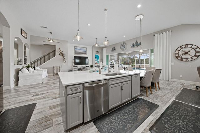 6916 EBB TIDE AVENUE, Apollo Beach, FL 33572