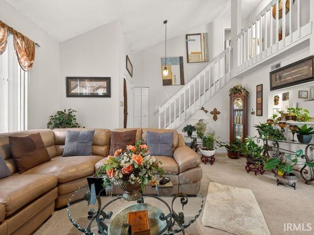 6214 Crofton Drive, Fort Wayne, IN 46835