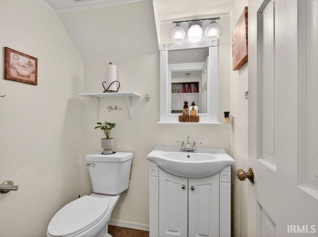 6214 Crofton Drive, Fort Wayne, IN 46835