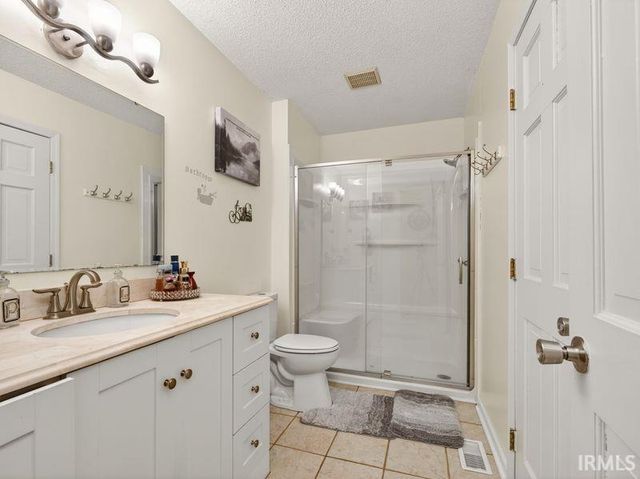 6214 Crofton Drive, Fort Wayne, IN 46835