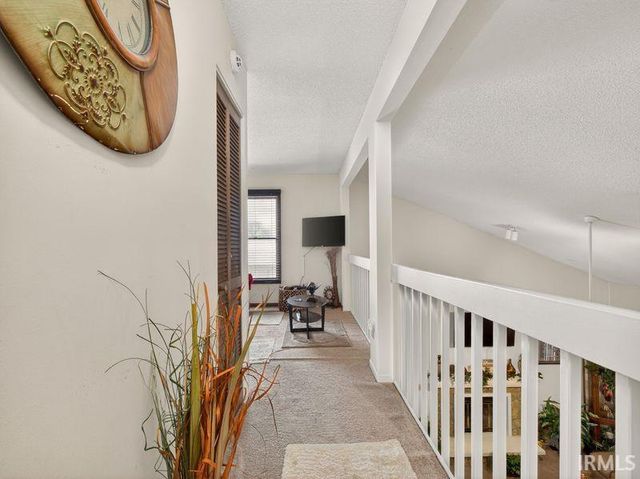 6214 Crofton Drive, Fort Wayne, IN 46835