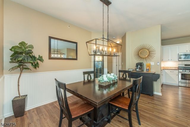 25 Allister Ct, Lincoln Park Boro, NJ 07035