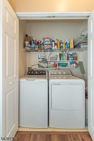 25 Allister Ct, Lincoln Park Boro, NJ 07035