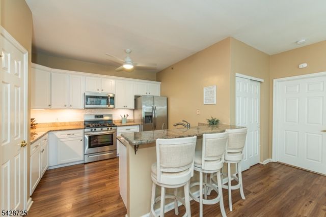 25 Allister Ct, Lincoln Park Boro, NJ 07035