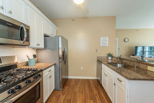25 Allister Ct, Lincoln Park Boro, NJ 07035