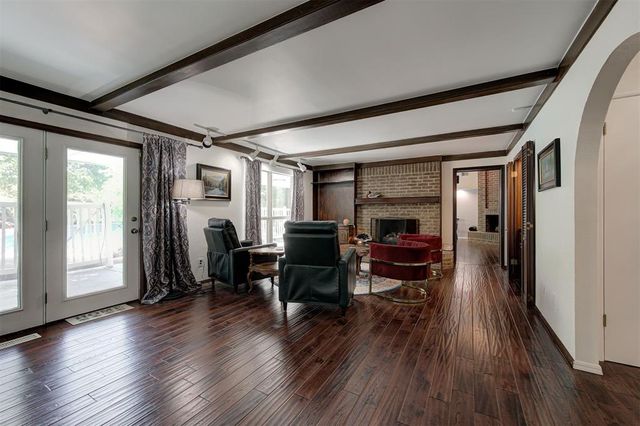 2400 Old Farm Road, Edmond, OK 73013