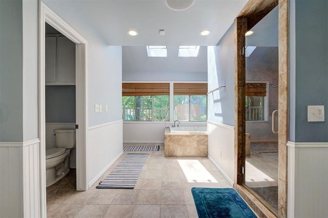 2400 Old Farm Road, Edmond, OK 73013
